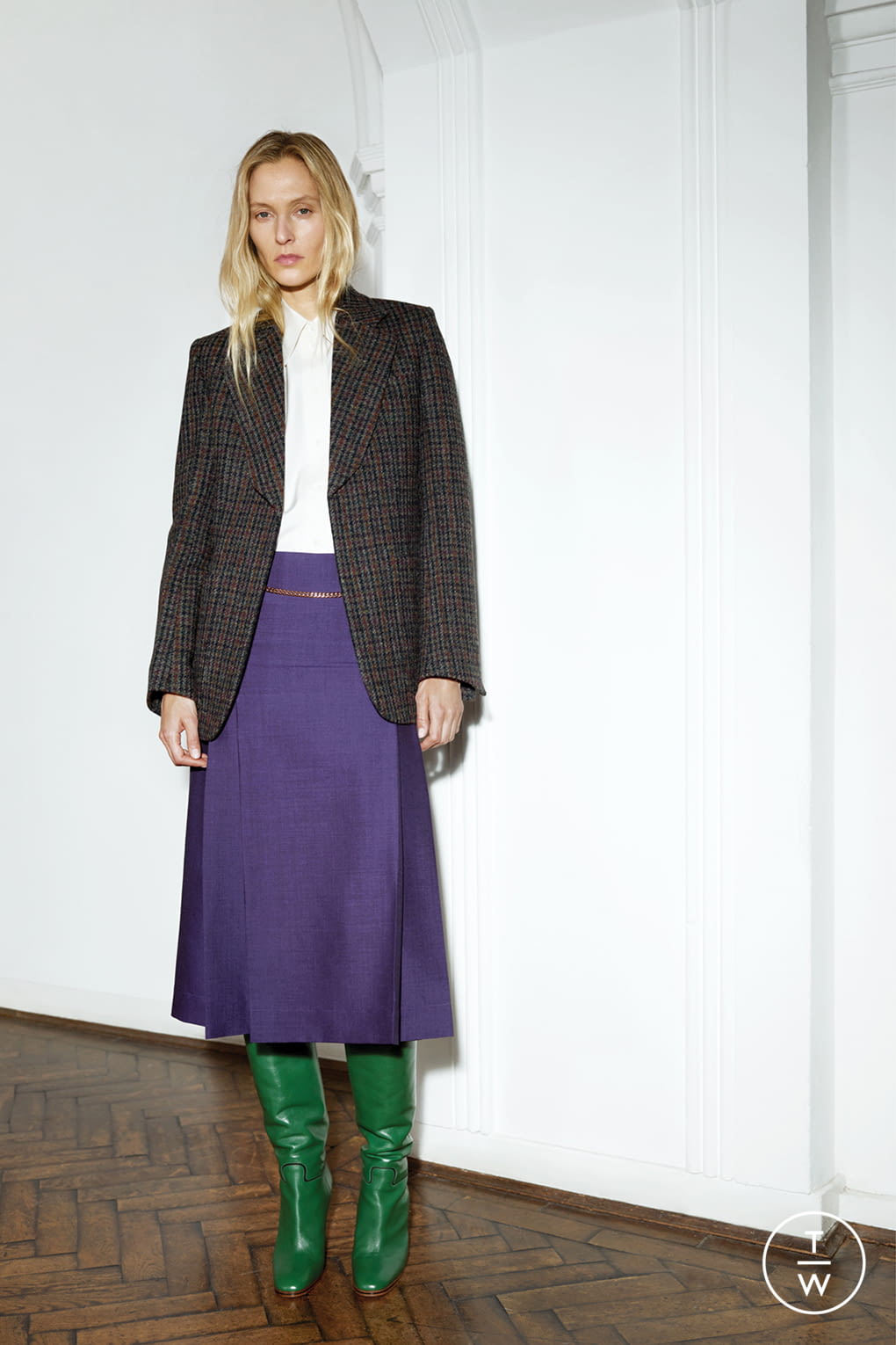 Fashion Week London Pre-Fall 2020 look 19 from the Victoria Beckham collection womenswear