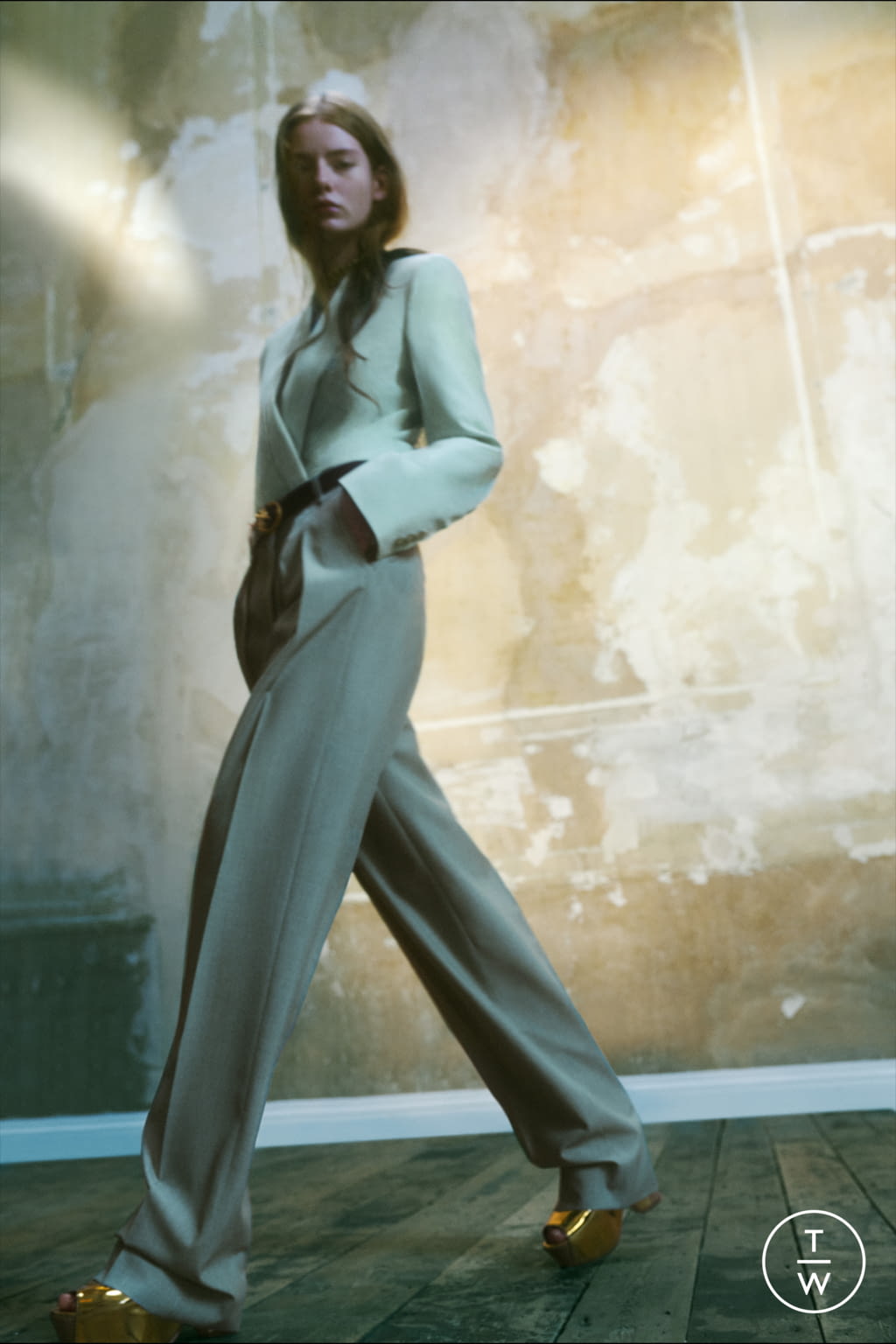 Fashion Week London Spring/Summer 2022 look 20 from the Victoria Beckham collection womenswear