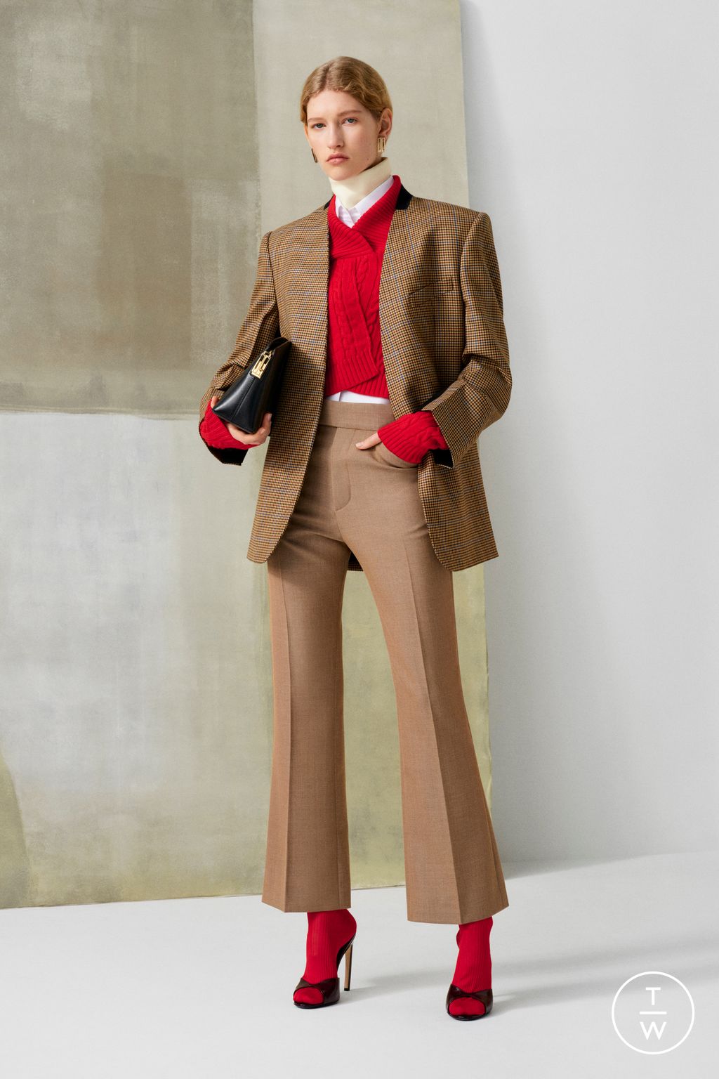 Fashion Week Paris Pre-Fall 2024 look 14 from the Victoria Beckham collection 女装