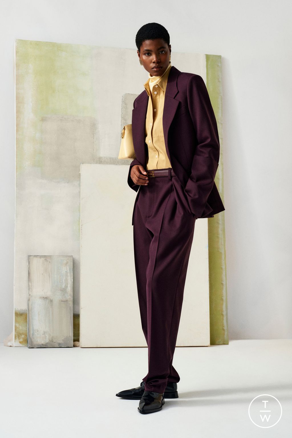 Fashion Week Paris Pre-Fall 2024 look 15 from the Victoria Beckham collection womenswear