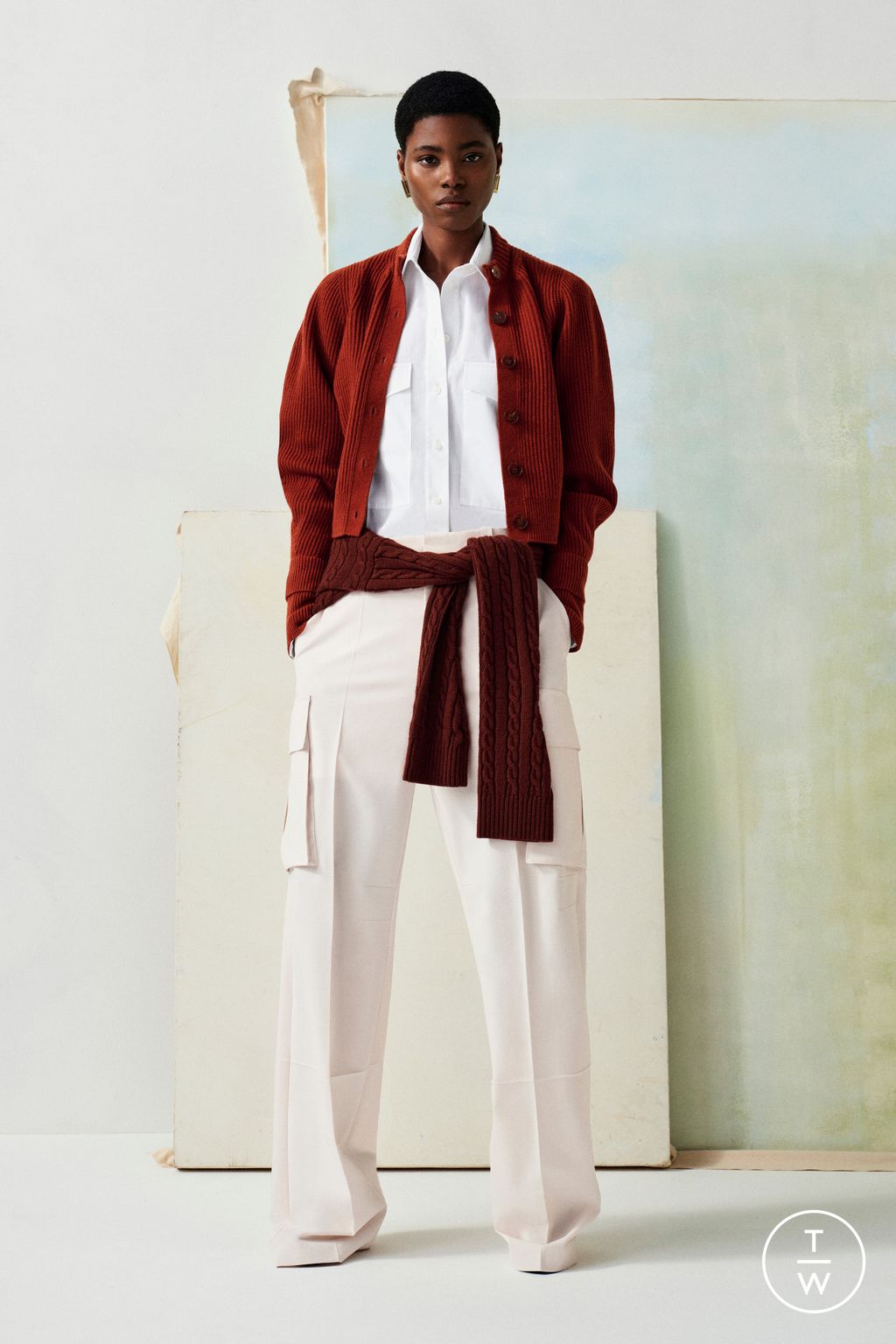 Fashion Week Paris Pre-Fall 2024 look 21 from the Victoria Beckham collection womenswear