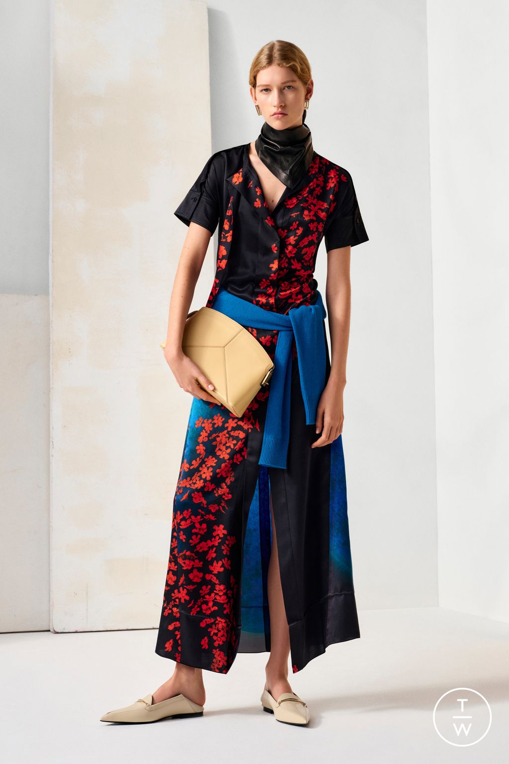 Fashion Week Paris Pre-Fall 2024 look 28 from the Victoria Beckham collection 女装