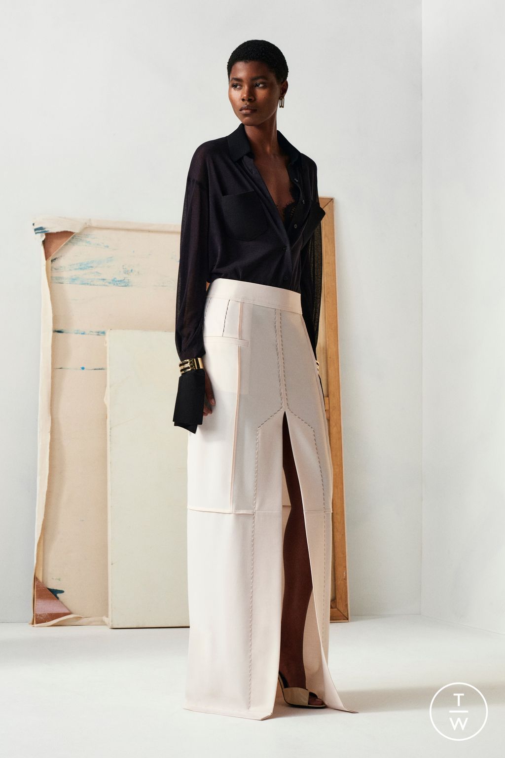 Fashion Week Paris Pre-Fall 2024 look 37 from the Victoria Beckham collection 女装