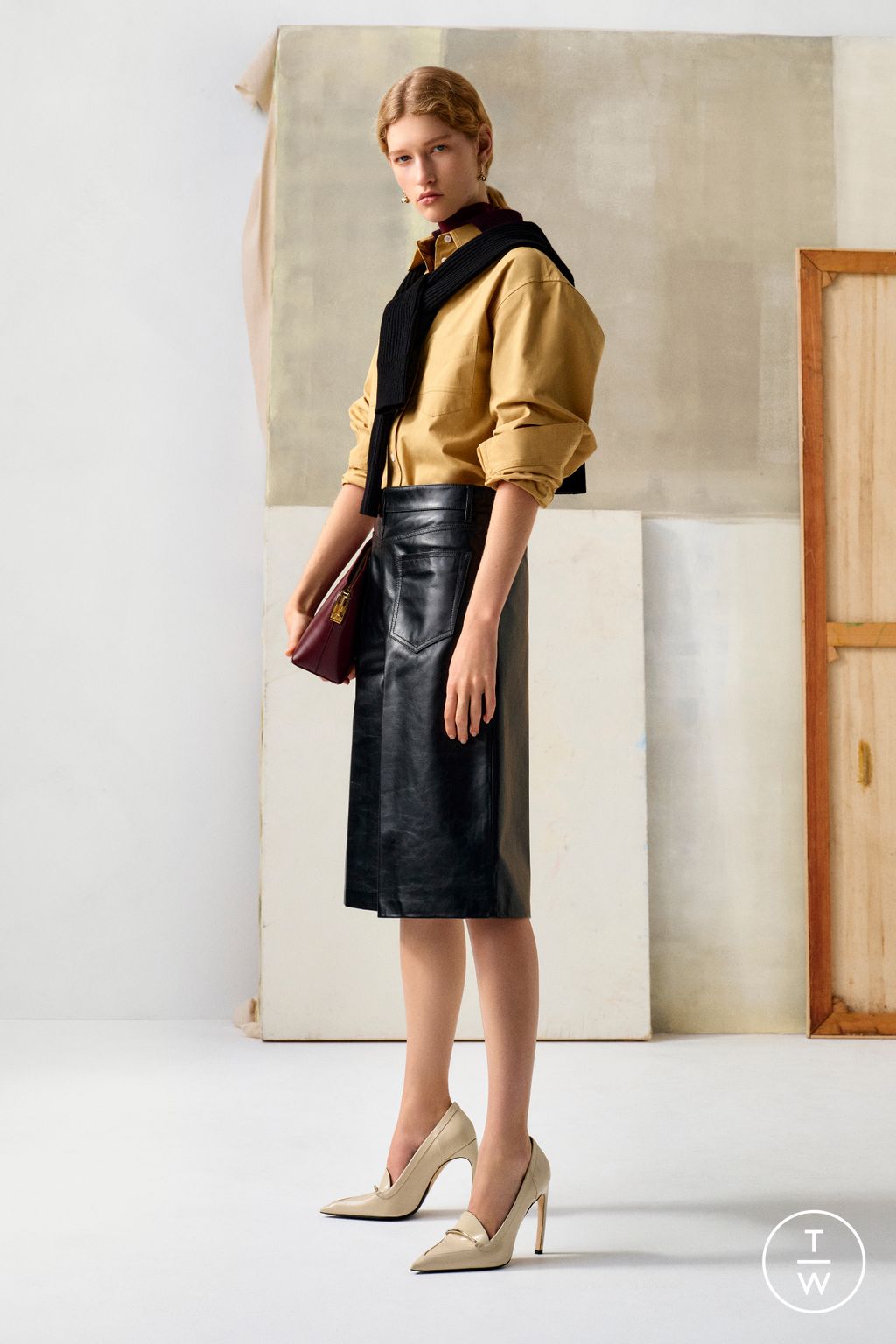Fashion Week Paris Pre-Fall 2024 look 5 from the Victoria Beckham collection womenswear