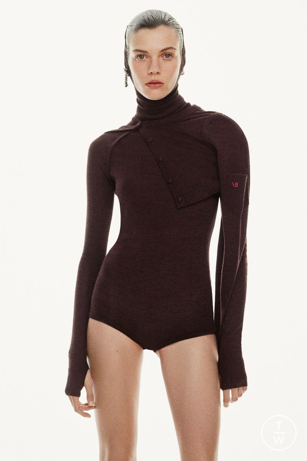 Fashion Week Paris Pre-Fall 2025 look 2 from the Victoria Beckham collection womenswear