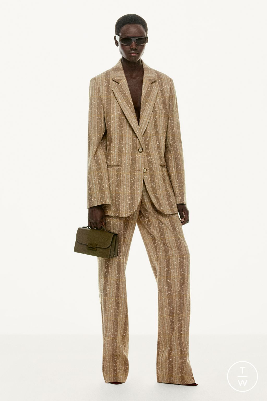 Fashion Week Paris Pre-Fall 2025 look 7 de la collection Victoria Beckham womenswear