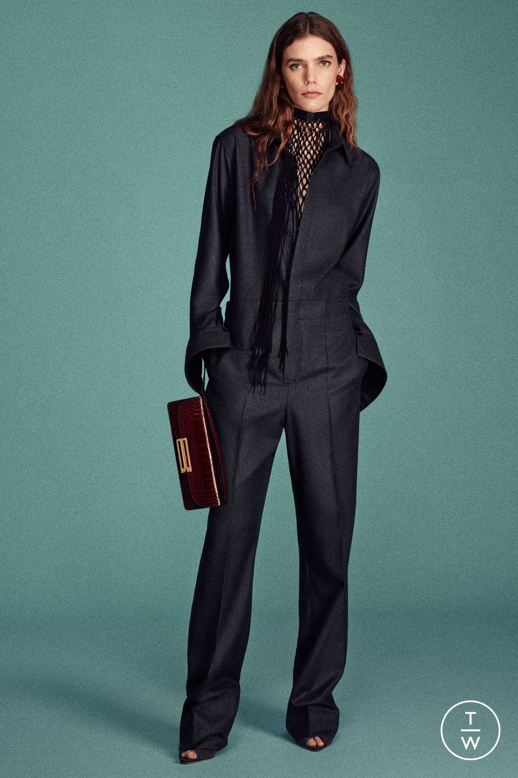 Fashion Week Paris Pre-Fall 2026 look 17 from the Victoria Beckham collection womenswear