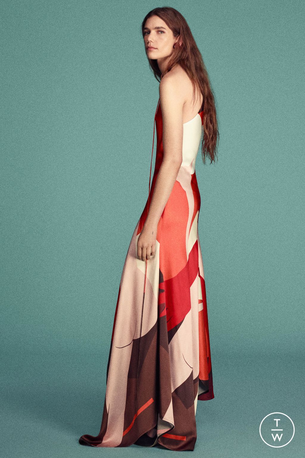 Fashion Week Paris Pre-Fall 2026 look 30 from the Victoria Beckham collection 女装