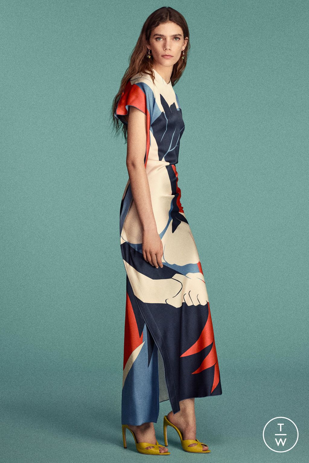 Fashion Week Paris Pre-Fall 2026 look 35 from the Victoria Beckham collection womenswear