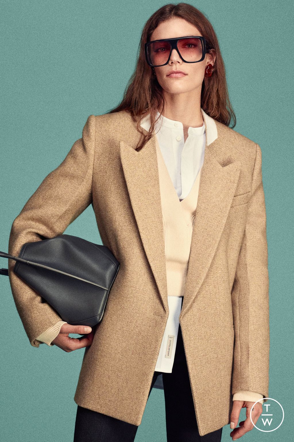 Fashion Week Paris Pre-Fall 2026 look 5 from the Victoria Beckham collection womenswear