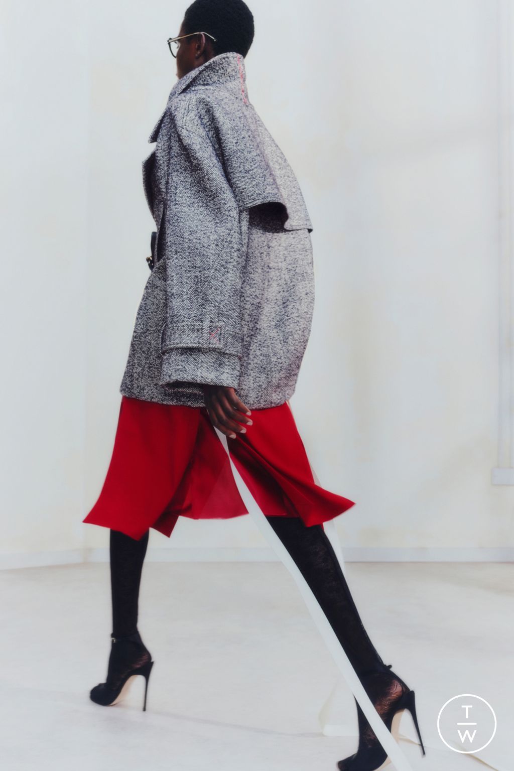 Fashion Week Paris Pre-Fall 2023 look 21 from the Victoria Beckham collection womenswear