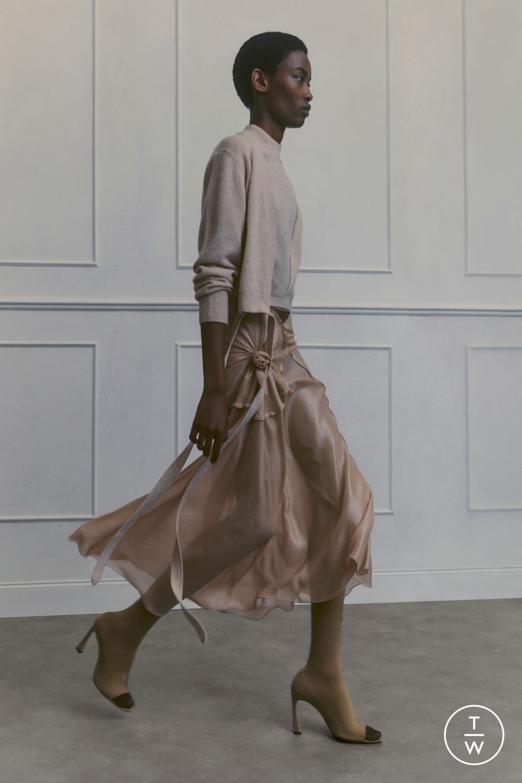 Fashion Week London Resort 2024 look 39 from the Victoria Beckham collection womenswear