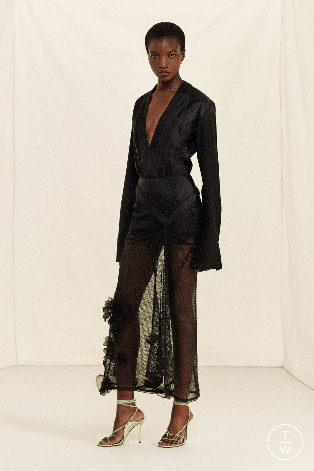 Fashion Week Paris Resort 2026 look 13 from the Victoria Beckham collection womenswear