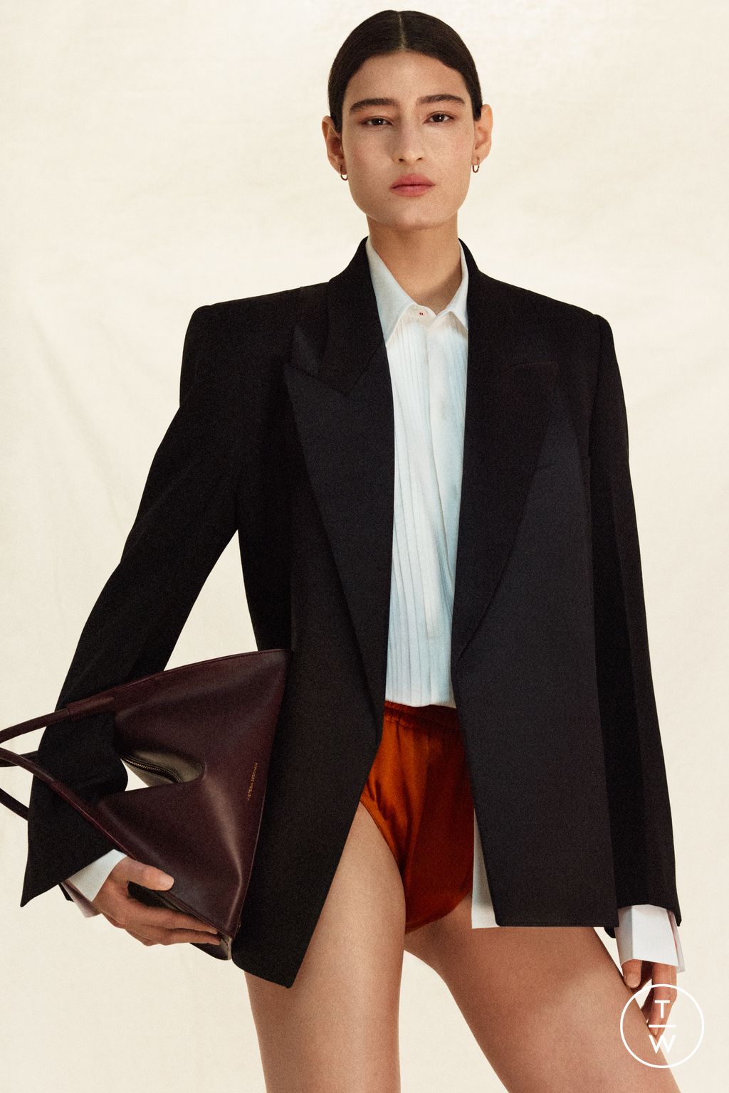 Fashion Week Paris Resort 2026 look 3 from the Victoria Beckham collection womenswear