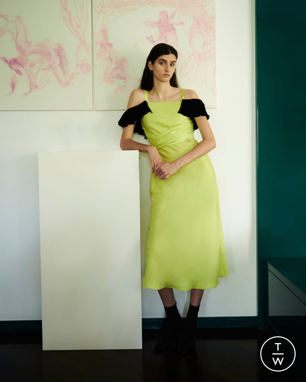 Fashion Week Milan Fall/Winter 2021 look 16 de la collection Vernisse womenswear