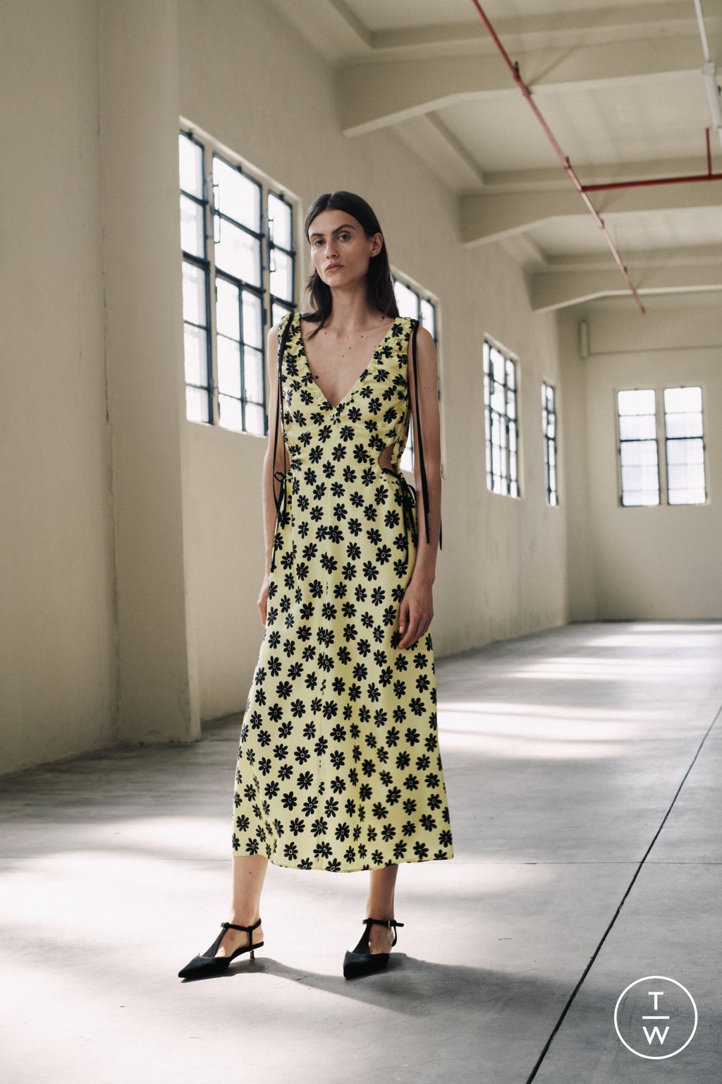 Fashion Week Milan Spring/Summer 2024 look 6 de la collection Vernisse womenswear
