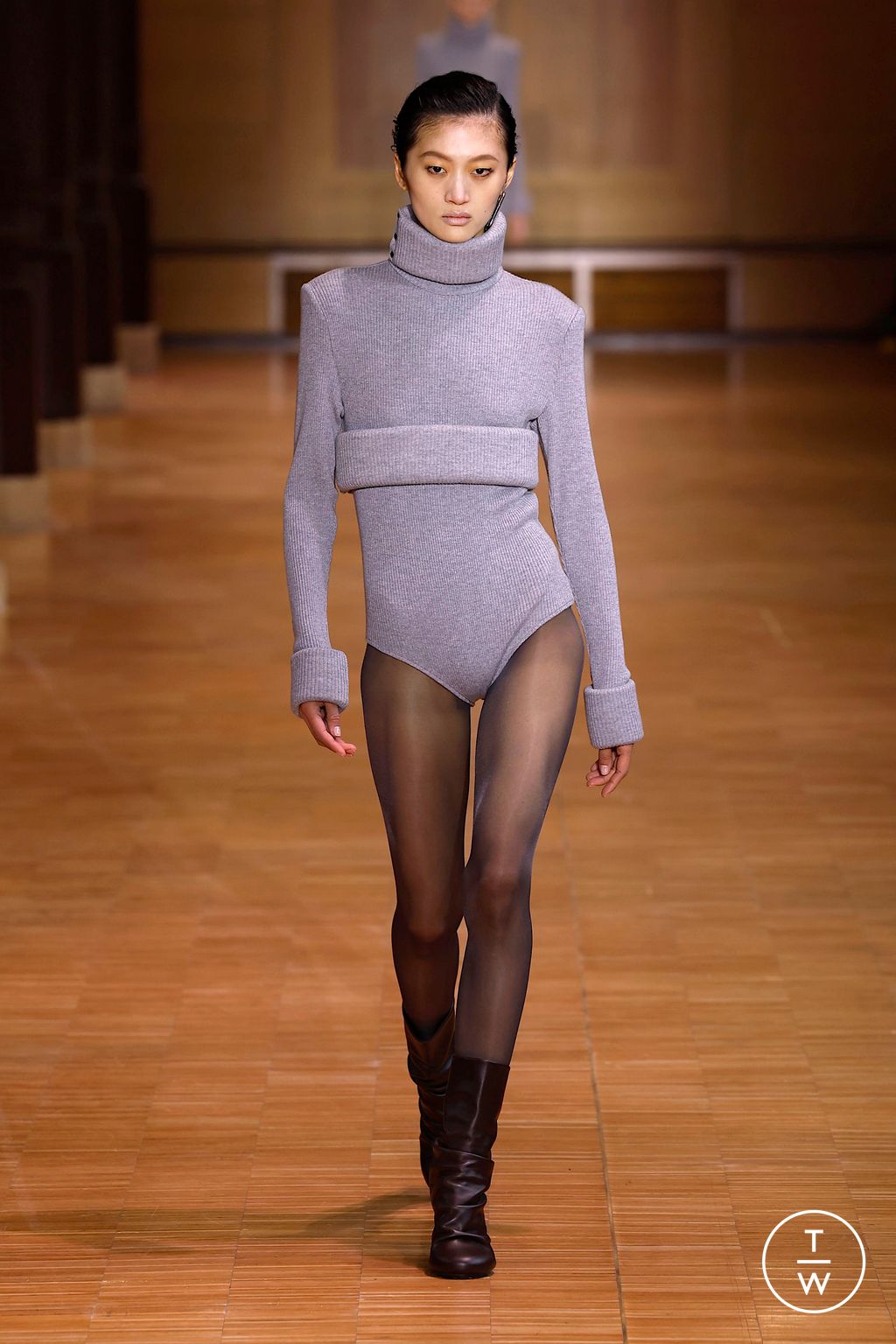 Fashion Week Paris Fall/Winter 2025 look 1 from the Veronique Leroy collection womenswear
