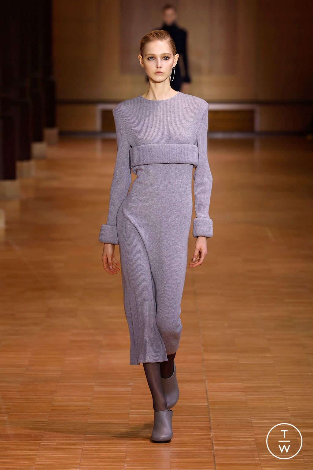 Fashion Week Paris Fall/Winter 2025 look 3 from the Veronique Leroy collection womenswear