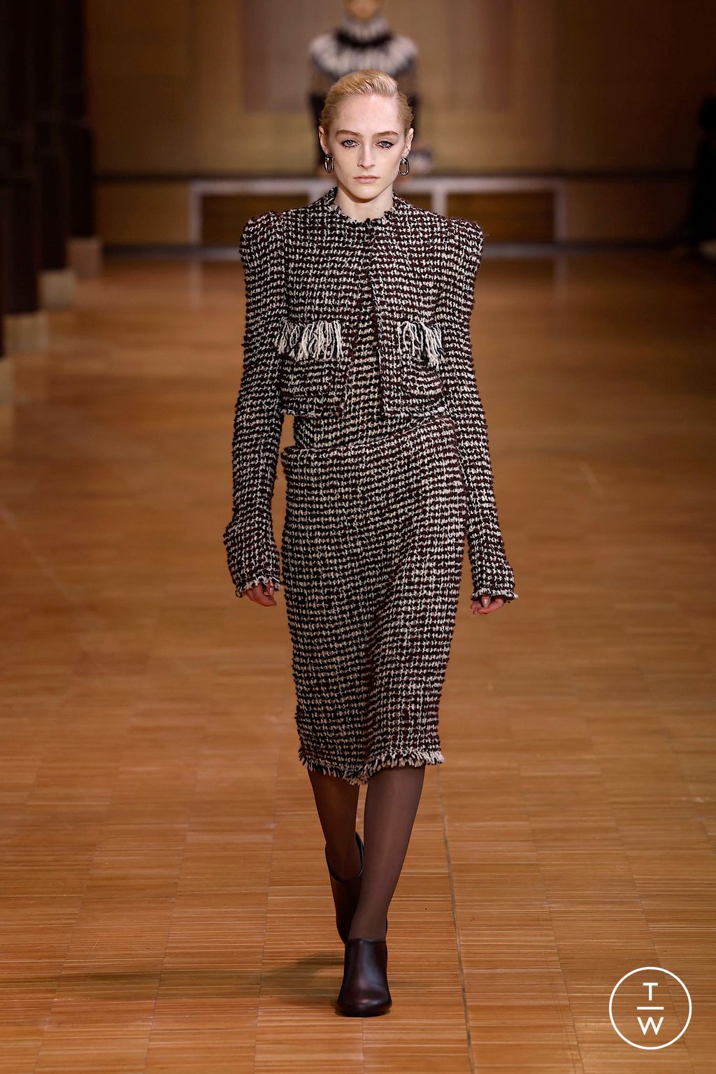 Fashion Week Paris Fall/Winter 2025 look 11 from the Veronique Leroy collection womenswear