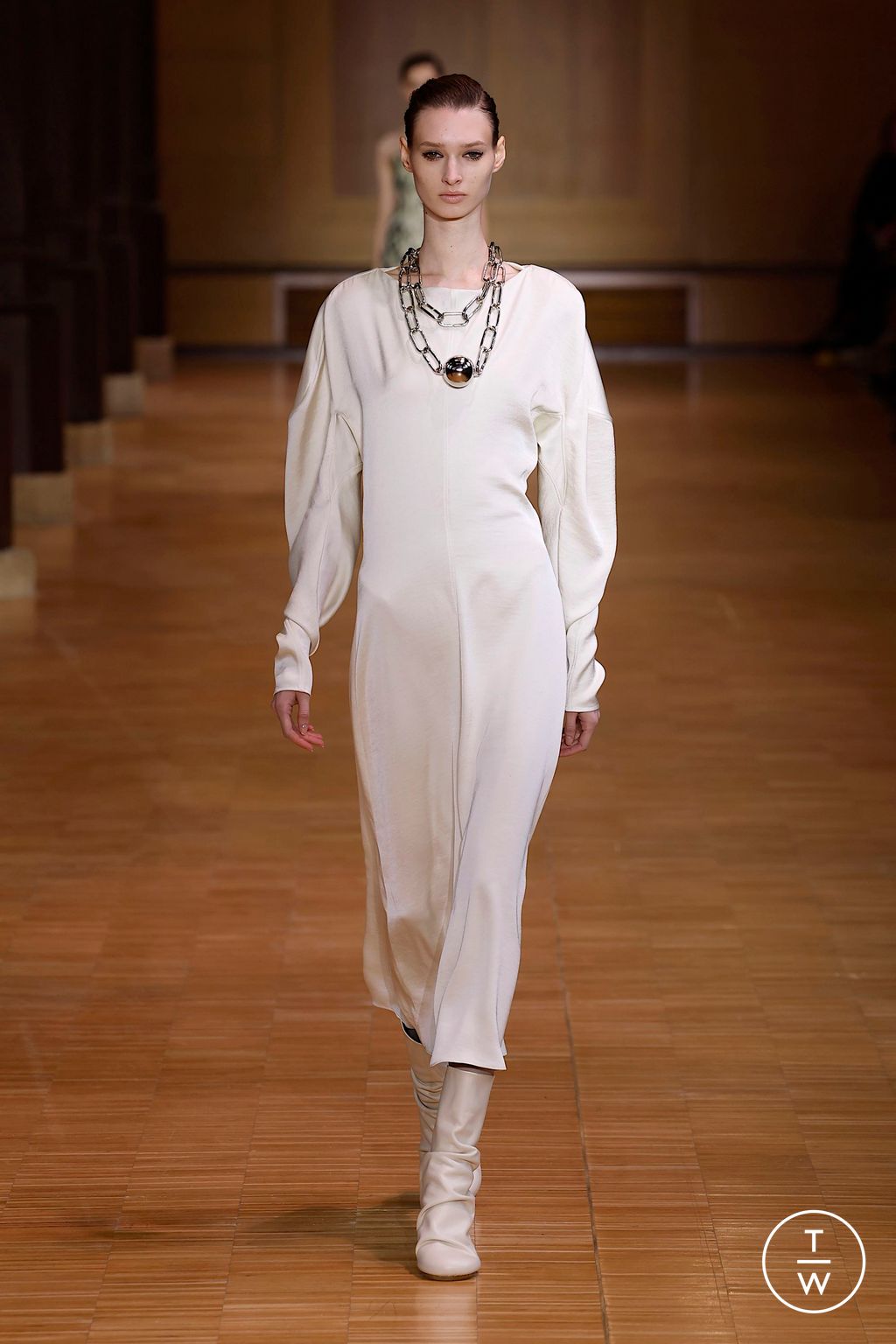 Fashion Week Paris Fall/Winter 2025 look 29 from the Veronique Leroy collection womenswear