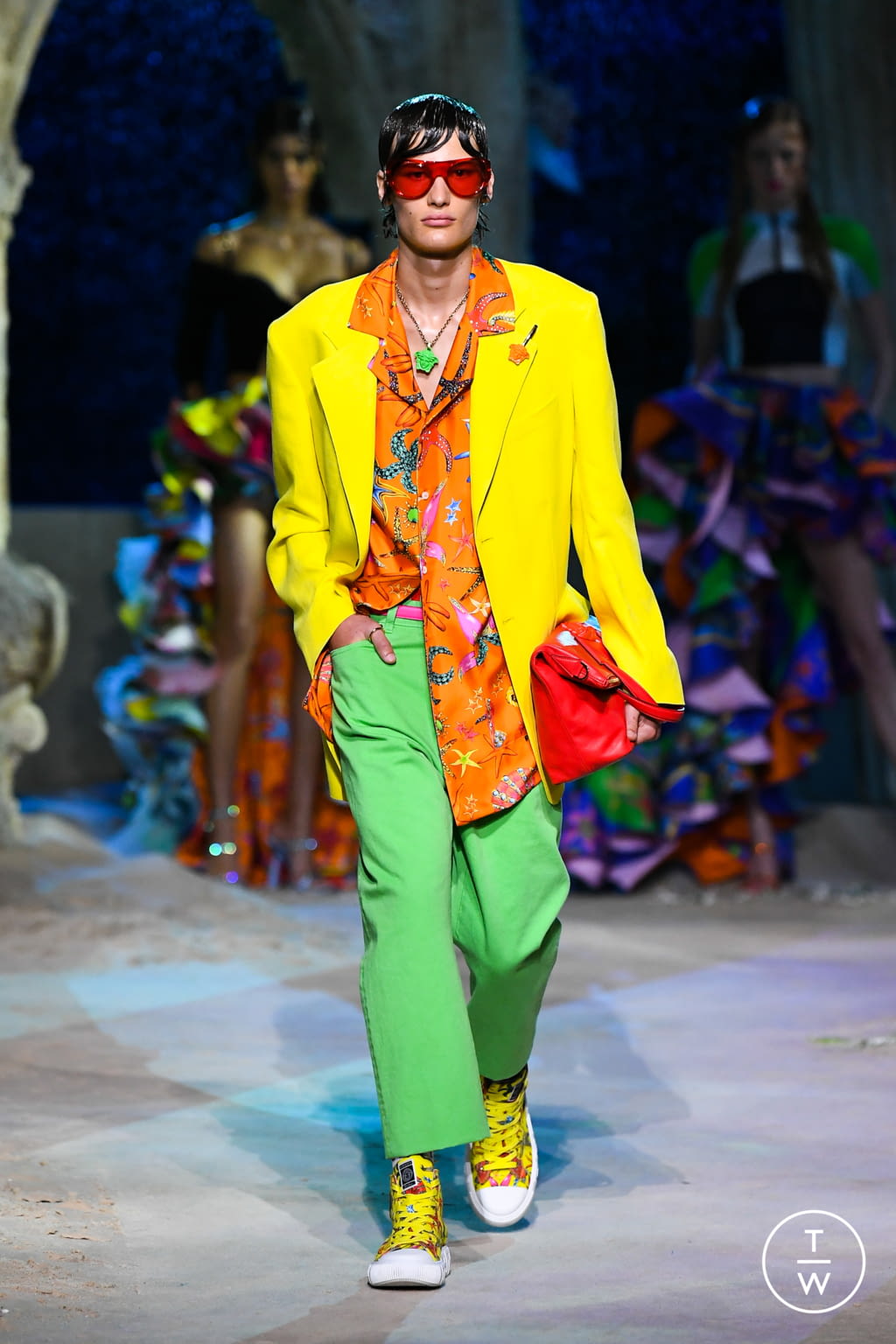 Fashion Week Milan Spring/Summer 2021 look 43 from the Versace collection womenswear