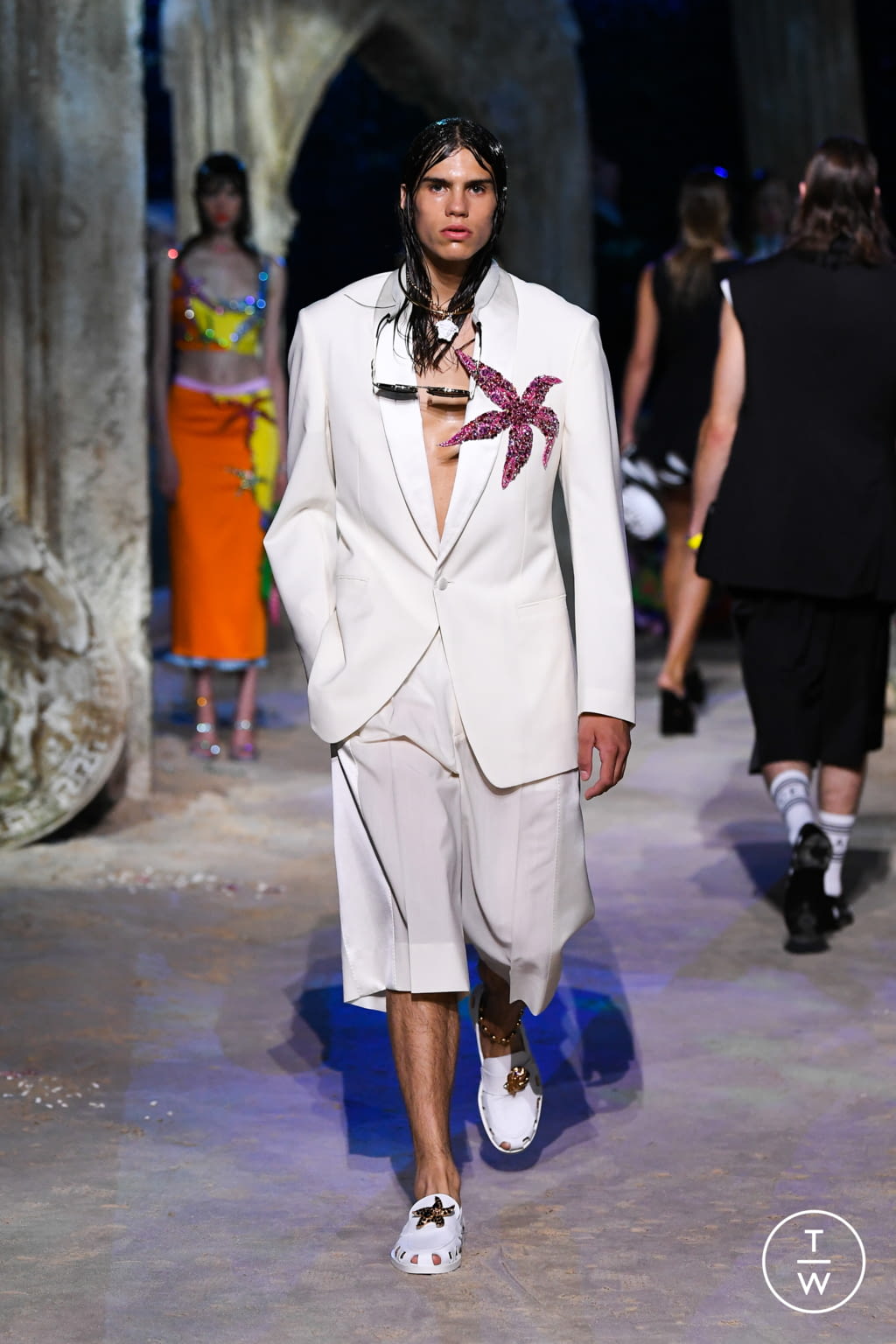 Fashion Week Milan Spring/Summer 2021 look 78 from the Versace collection womenswear