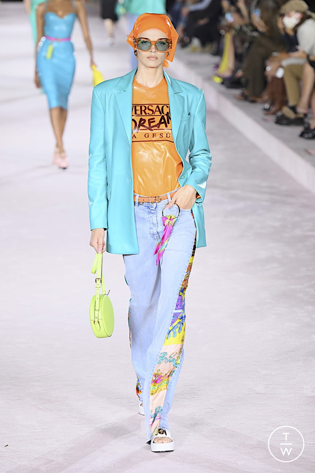 Fashion Week Milan Spring/Summer 2022 look 38 from the Versace collection womenswear