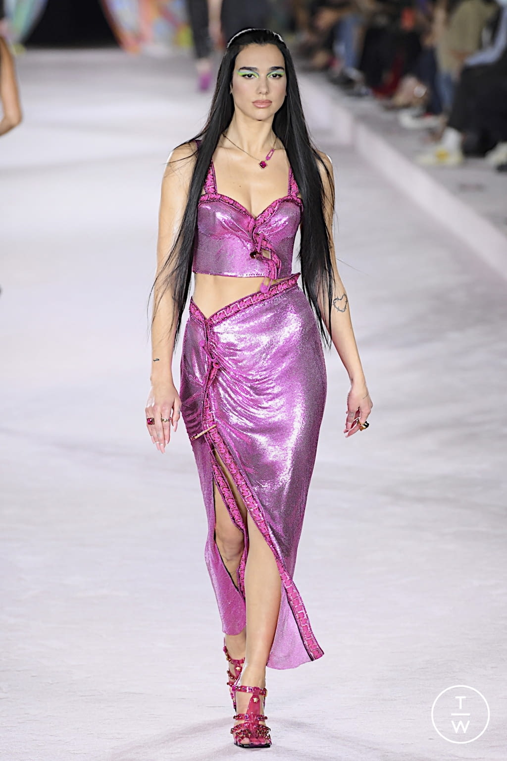 Fashion Week Milan Spring/Summer 2022 look 79 from the Versace collection womenswear