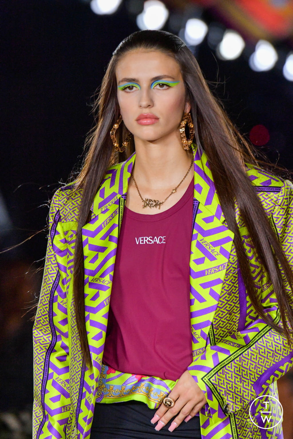 Fashion Week Milan Spring/Summer 2022 look 70 from the Versace collection womenswear accessories