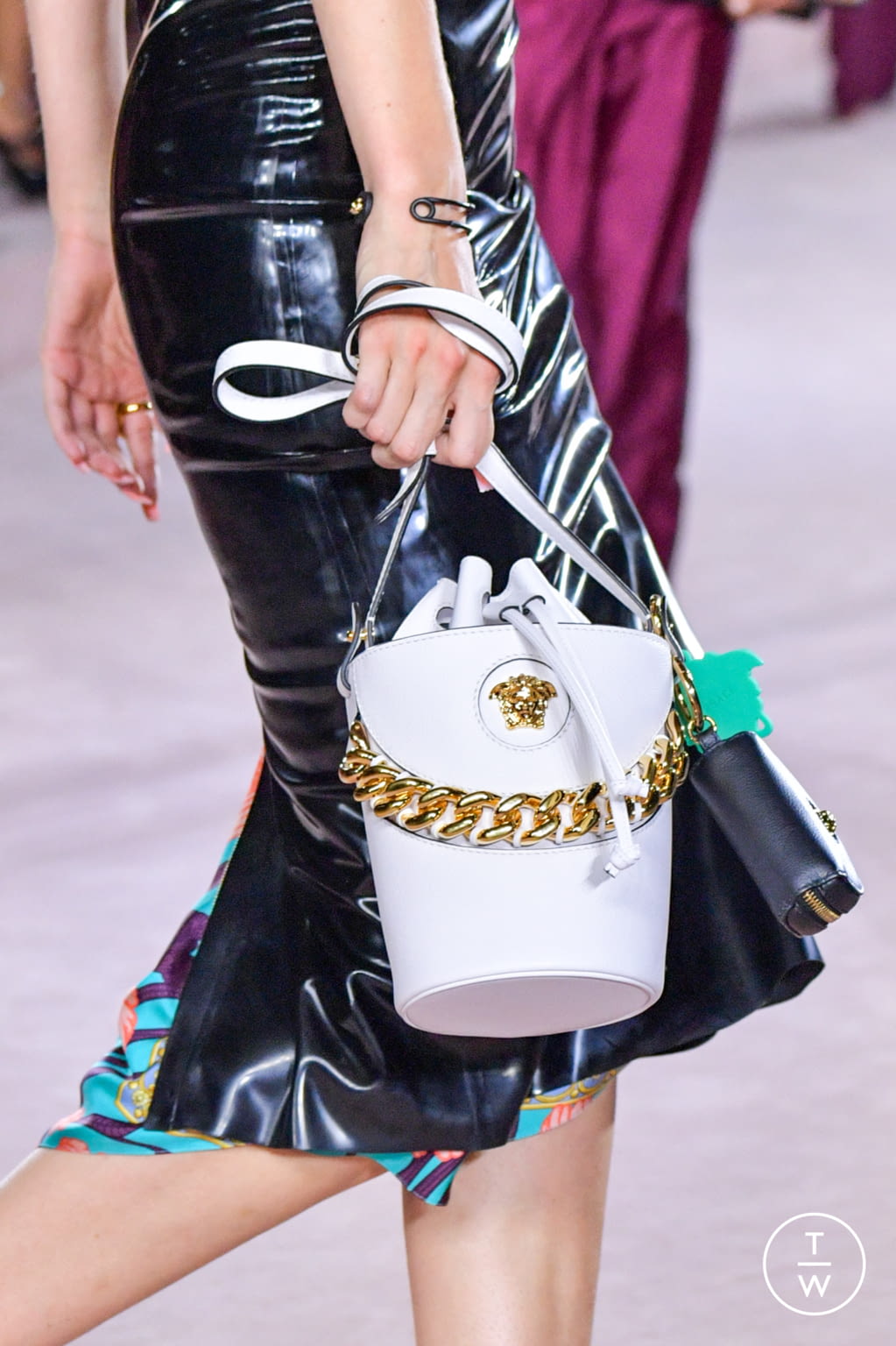 Fashion Week Milan Spring/Summer 2022 look 26 from the Versace collection womenswear accessories