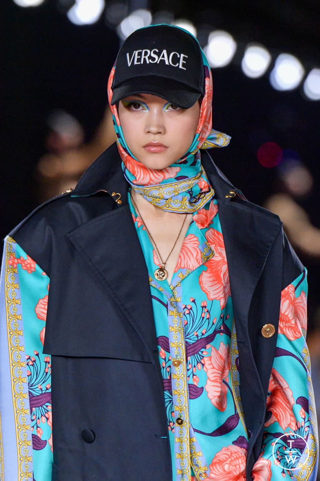 Fashion Week Milan Spring/Summer 2022 look 29 from the Versace collection womenswear accessories
