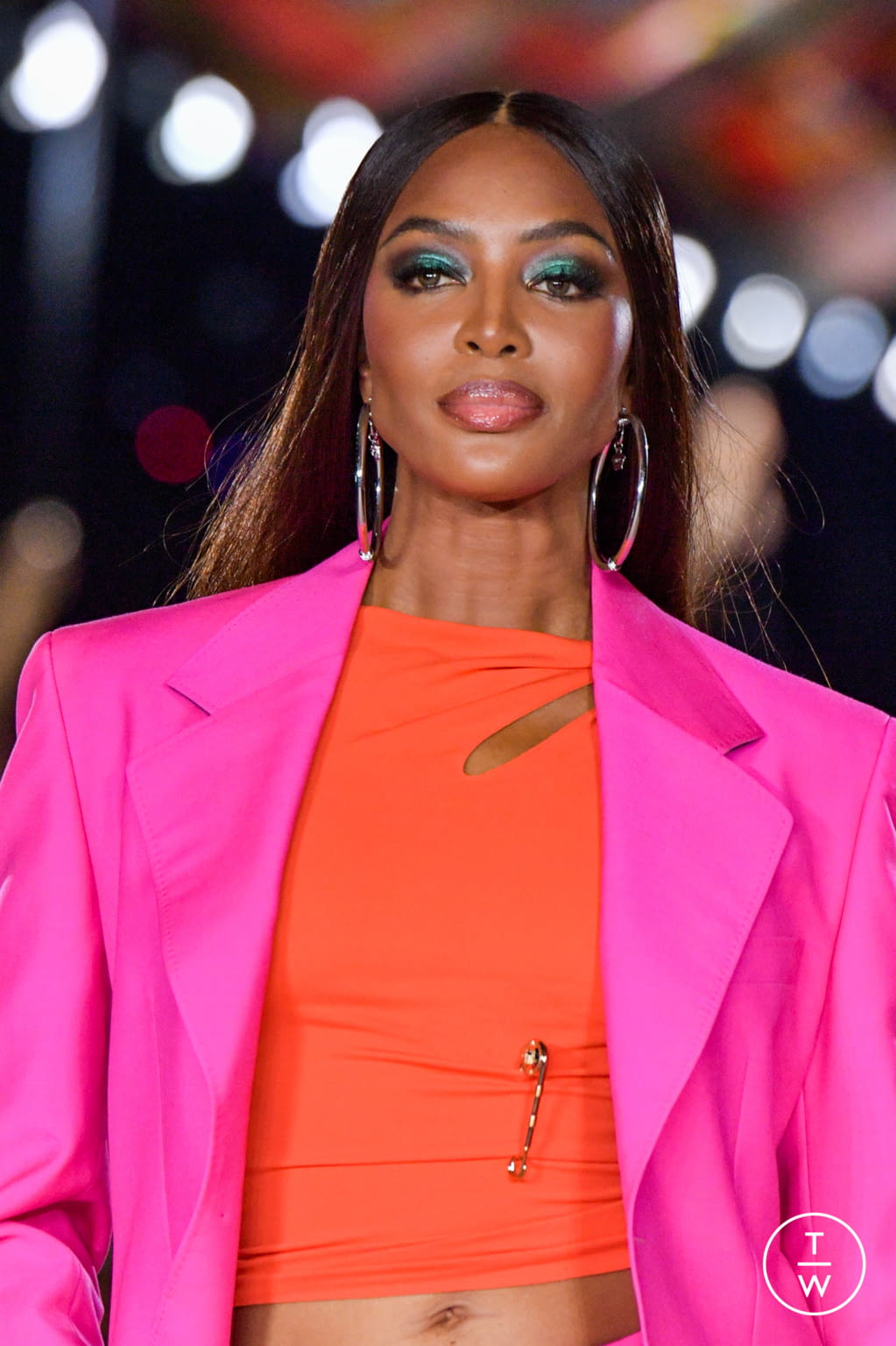 Fashion Week Milan Spring/Summer 2022 look 46 from the Versace collection womenswear accessories
