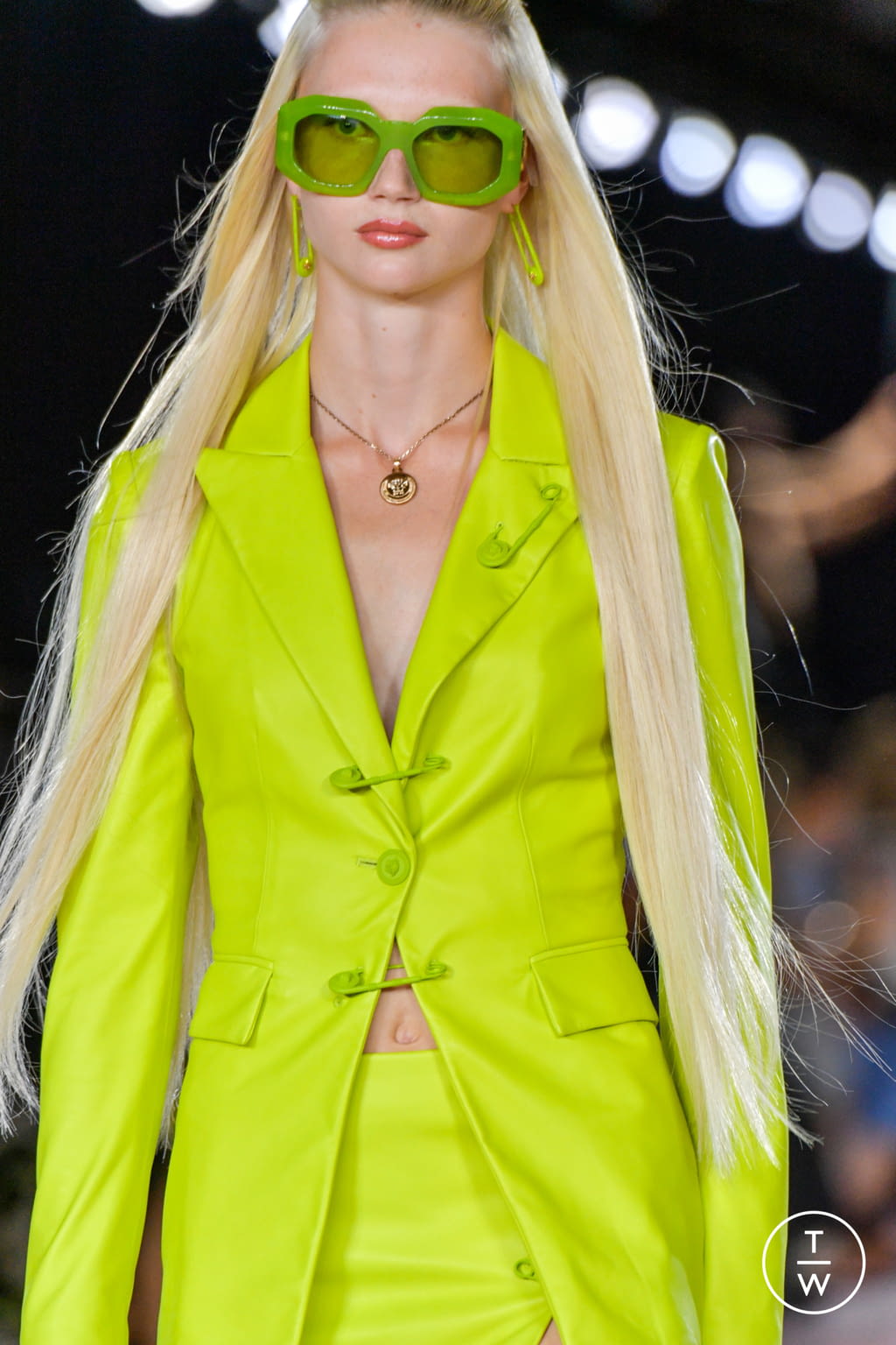 Fashion Week Milan Spring/Summer 2022 look 64 from the Versace collection womenswear accessories