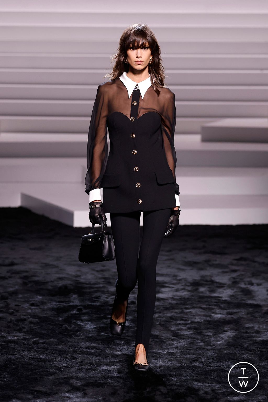 Fashion Week Milan Fall/Winter 2024 look 51 from the Versace collection womenswear