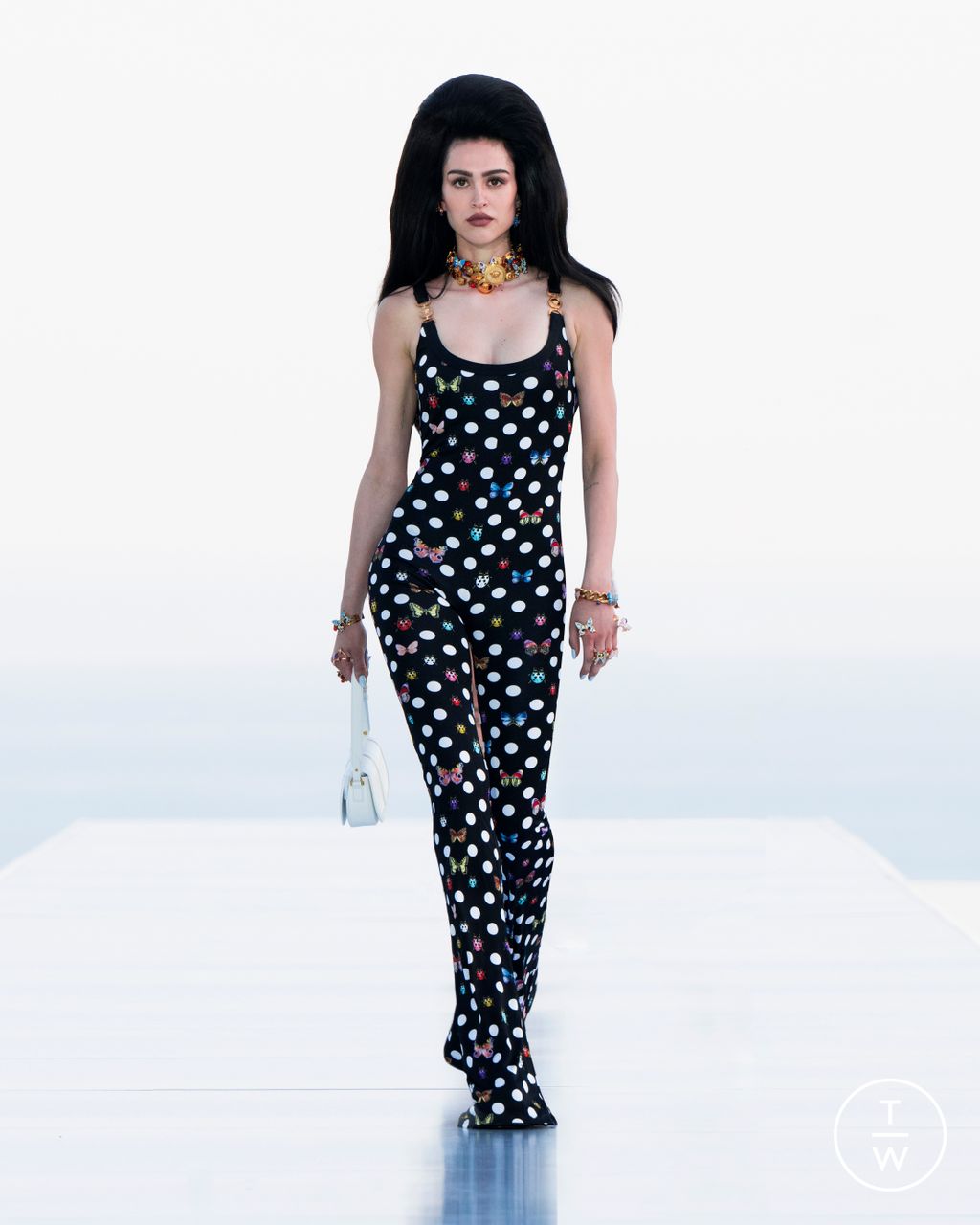 Fashion Week Milan Pre-Fall 2023 look 32 from the Versace collection womenswear