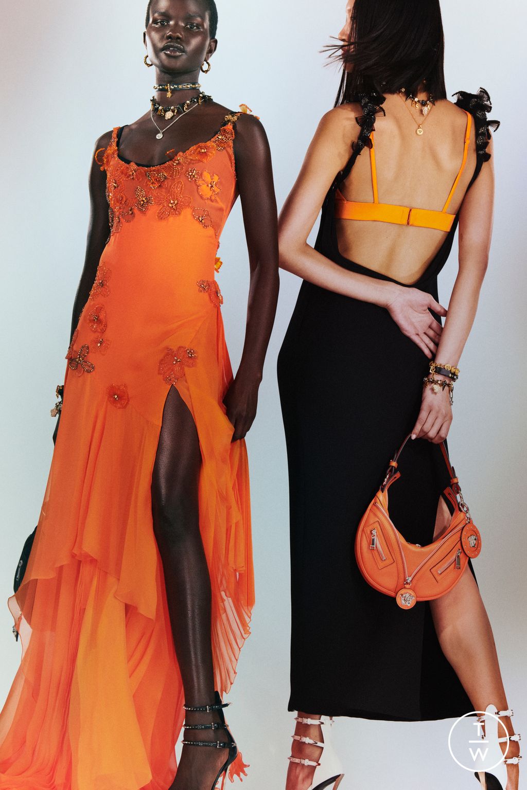 Fashion Week Milan Resort 2023 look 37 de la collection Versace womenswear