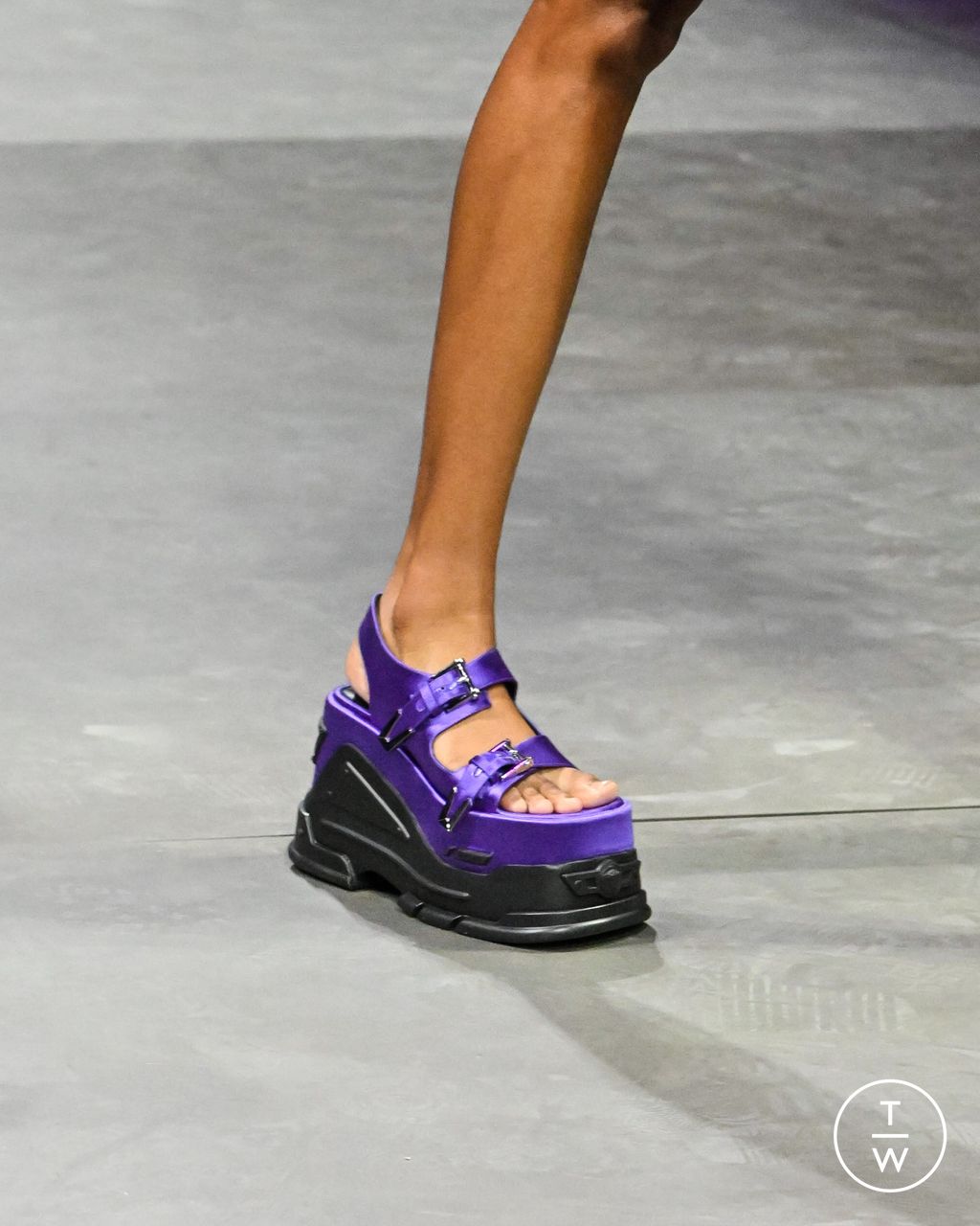 Fashion Week Milan Spring/Summer 2023 look 55 from the Versace collection womenswear accessories