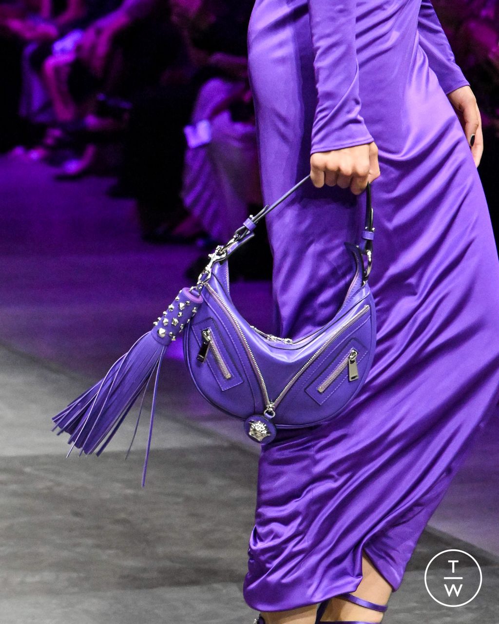 Fashion Week Milan Spring/Summer 2023 look 11 from the Versace collection womenswear accessories