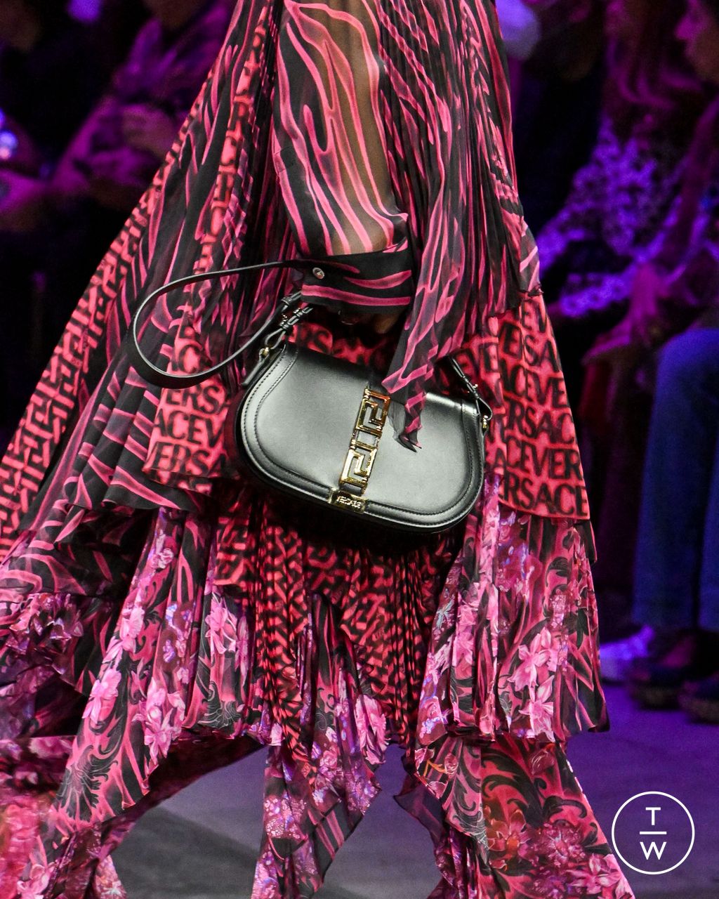 Fashion Week Milan Spring/Summer 2023 look 14 from the Versace collection womenswear accessories