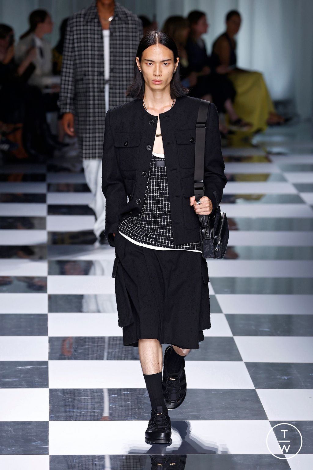 Fashion Week Milan Spring/Summer 2024 look 20 from the Versace collection 女装