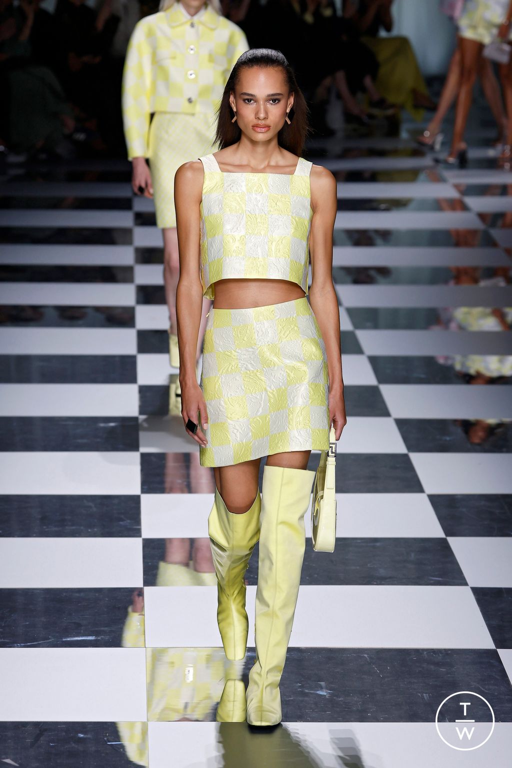 Fashion Week Milan Spring/Summer 2024 look 41 from the Versace collection womenswear