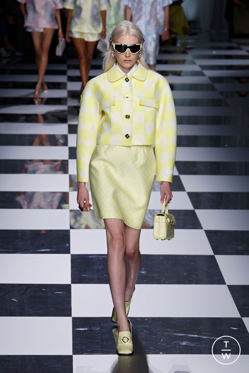 Fashion Week Milan Spring/Summer 2024 look 42 from the Versace collection womenswear