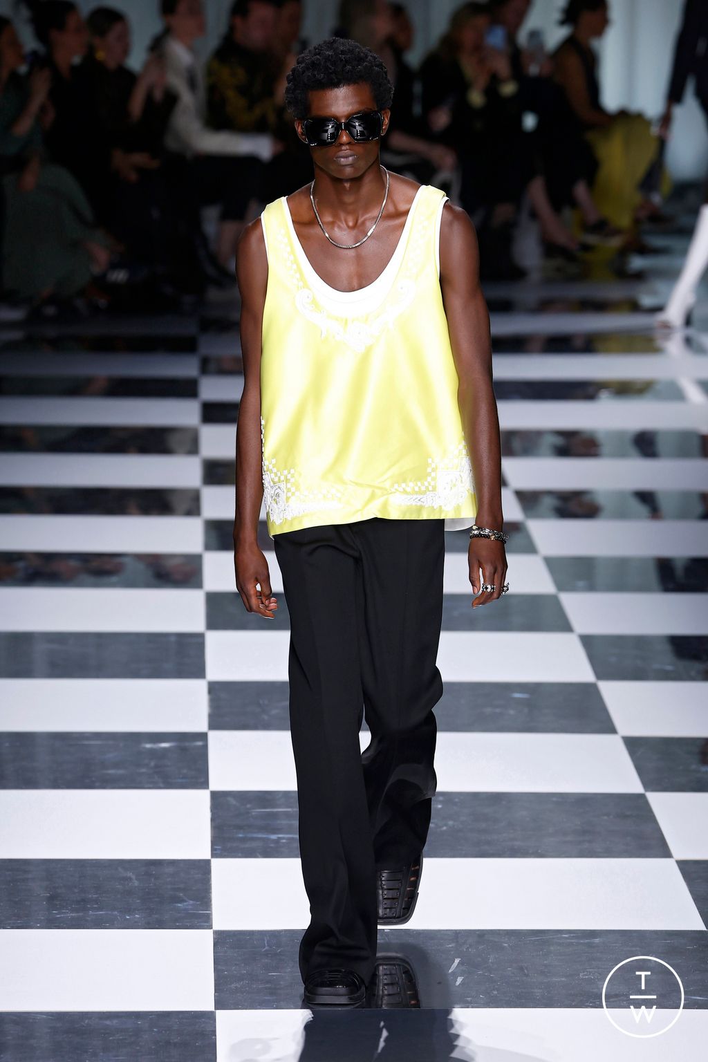 Fashion Week Milan Spring/Summer 2024 look 64 from the Versace collection womenswear