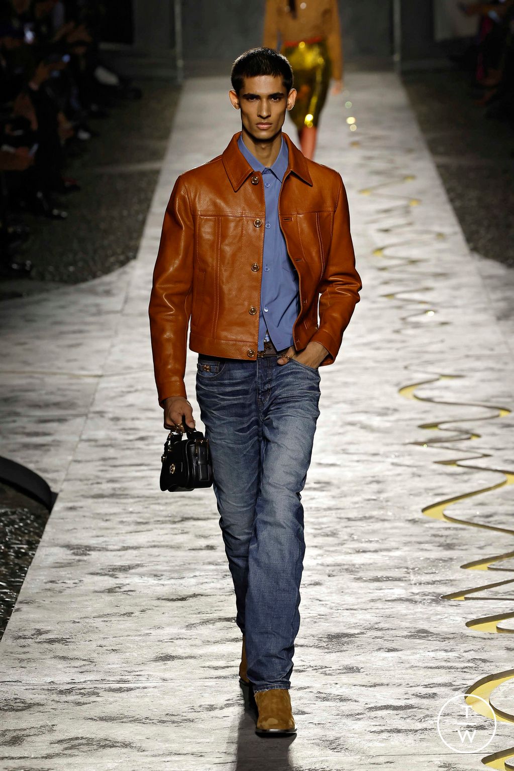 Fashion Week Milan Spring/Summer 2025 look 25 from the Versace collection womenswear