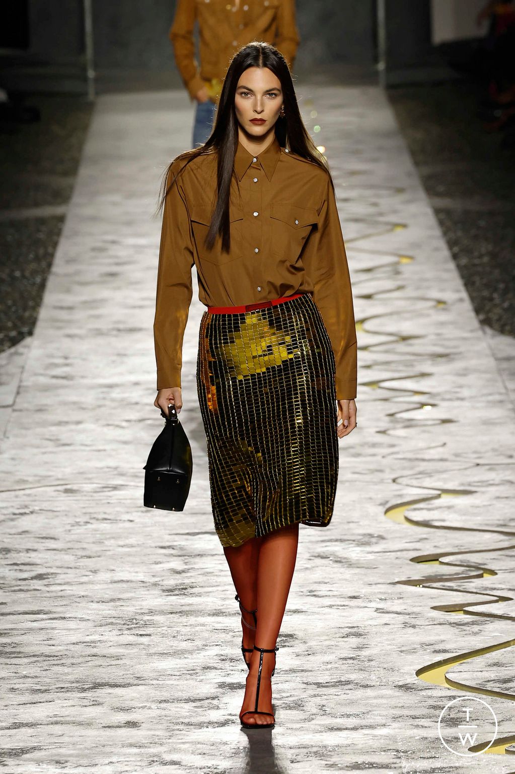 Fashion Week Milan Spring-Summer 2025 look 26 from the Versace collection womenswear