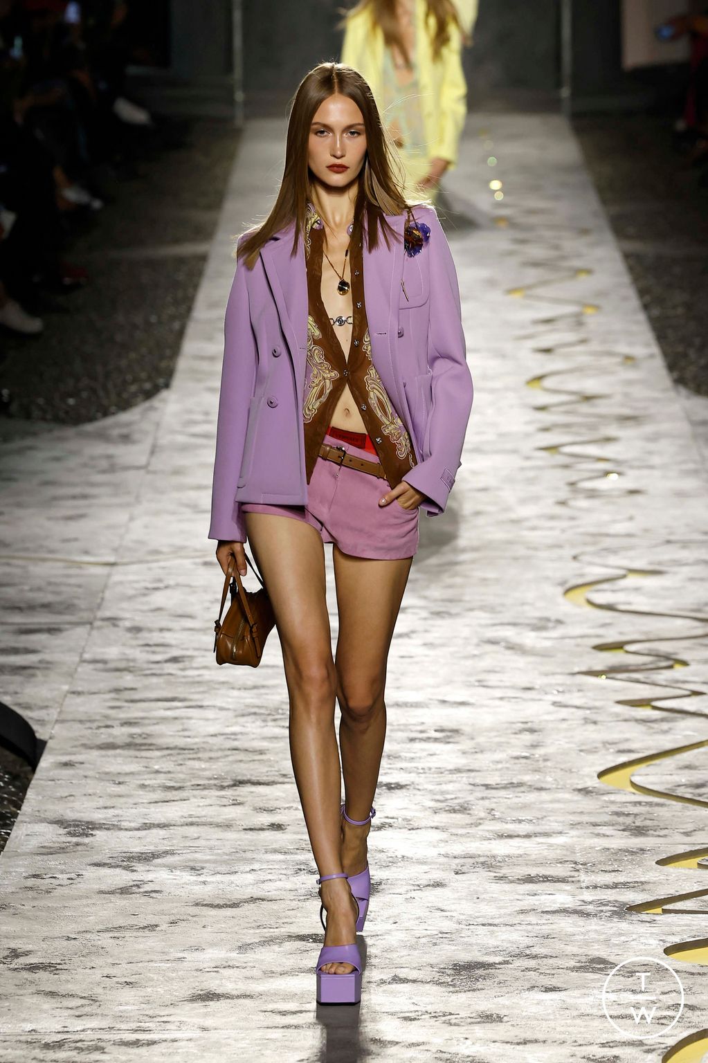 Fashion Week Milan Spring/Summer 2025 look 50 from the Versace collection womenswear
