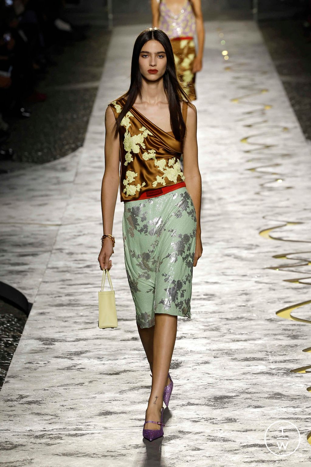 Fashion Week Milan Spring-Summer 2025 look 63 from the Versace collection womenswear