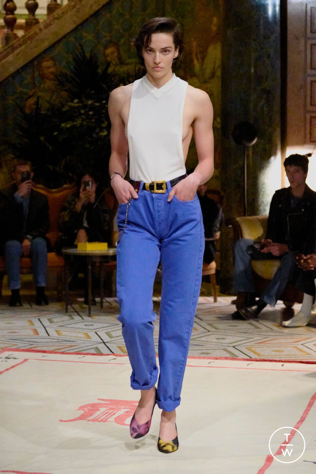 Fashion Week Milan Spring/Summer 2026 look 3 from the Versace collection womenswear