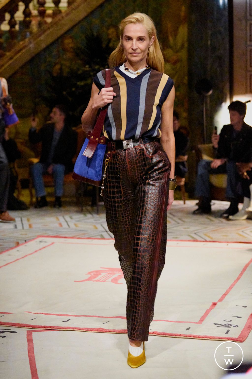 Fashion Week Milan Spring/Summer 2026 look 43 from the Versace collection womenswear