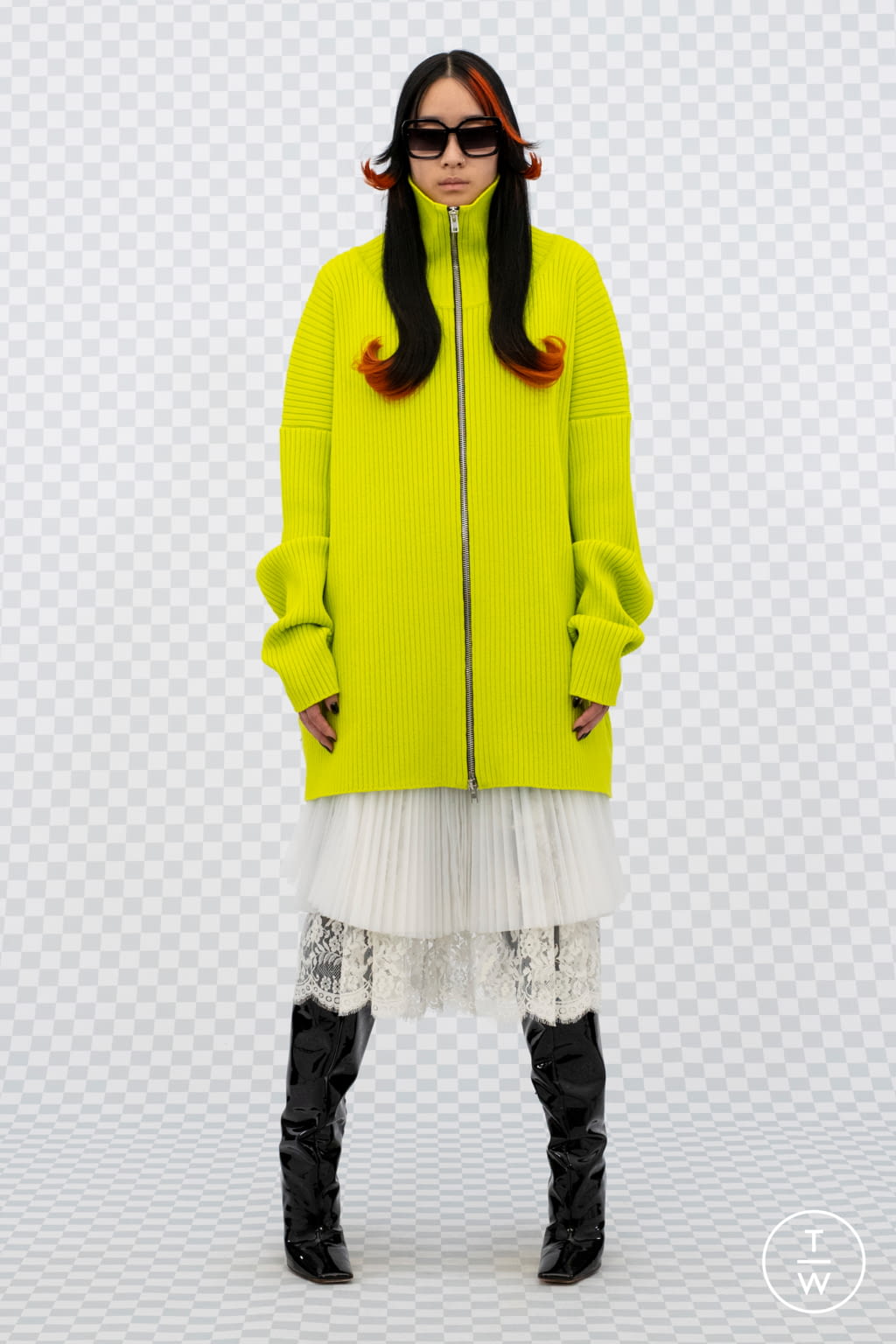 Fashion Week Paris Spring/Summer 2022 look 108 from the VETEMENTS collection 女装